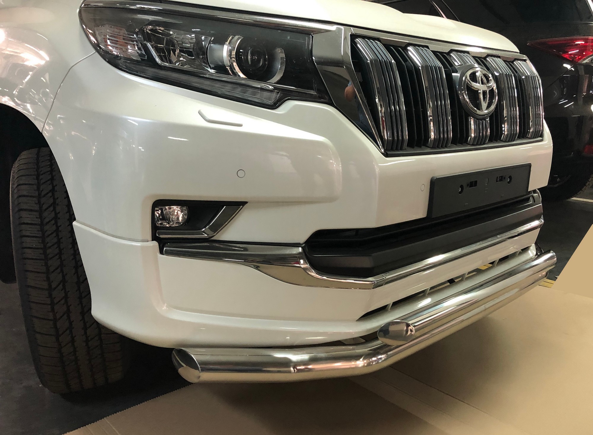 Защита прадо. Защита переднего бампера Toyota Land Cruiser Prado 150. Передняя защита бампера Toyota Prado 150. Защита бампера Прадо 150 2019. Защита переднего бампера Тойота ленд Крузер Прадо 150.